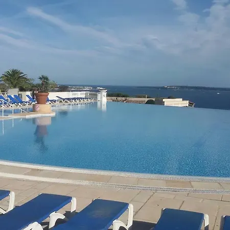 Renove, Piscine A Debordement, Vue 아파트 칸느