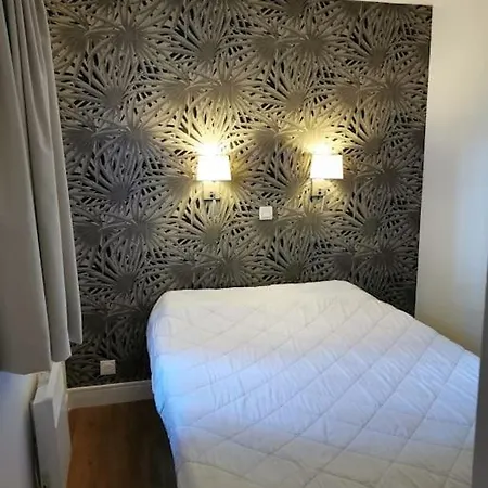 Renove, Piscine A Debordement, Vue 아파트 칸느