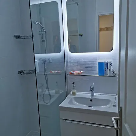 아파트 Renove, Piscine A Debordement, Vue *